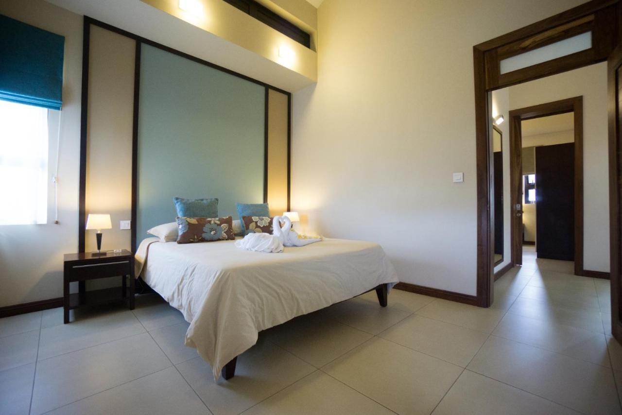 Villasun Luxury Apartments & Villas Flic en Flac Bagian luar foto