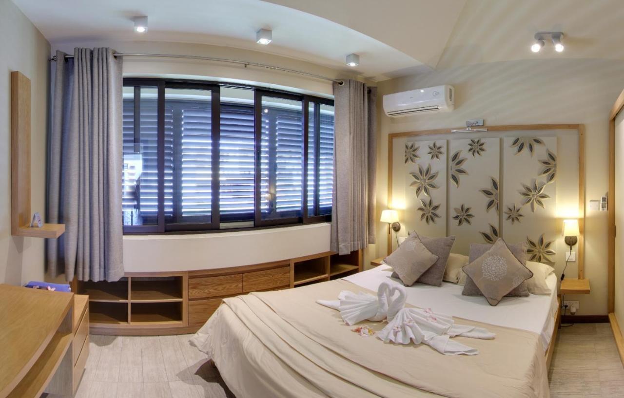 Villasun Luxury Apartments & Villas Flic en Flac Bagian luar foto