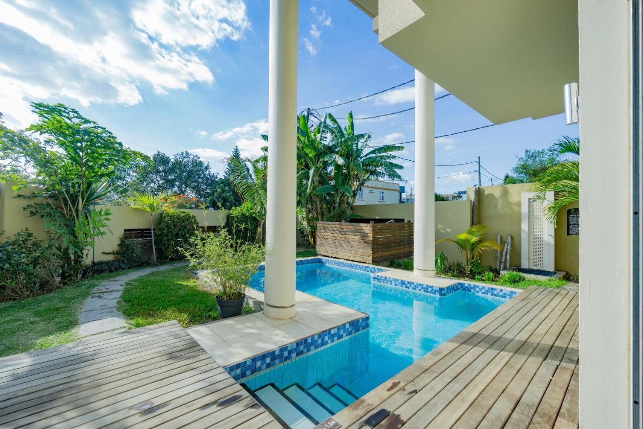 Villasun Luxury Apartments & Villas Flic en Flac Bagian luar foto
