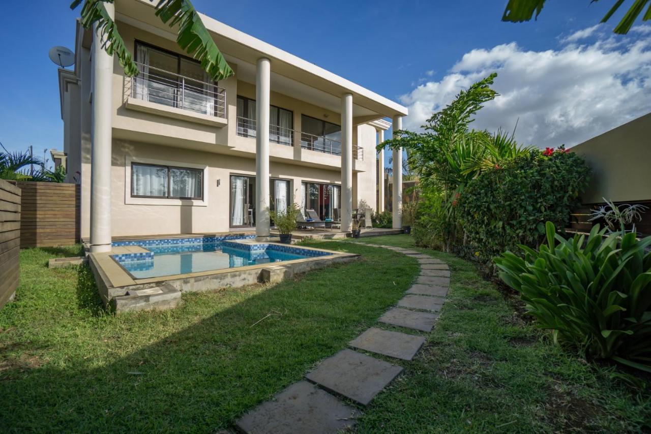 Villasun Luxury Apartments & Villas Flic en Flac Bagian luar foto