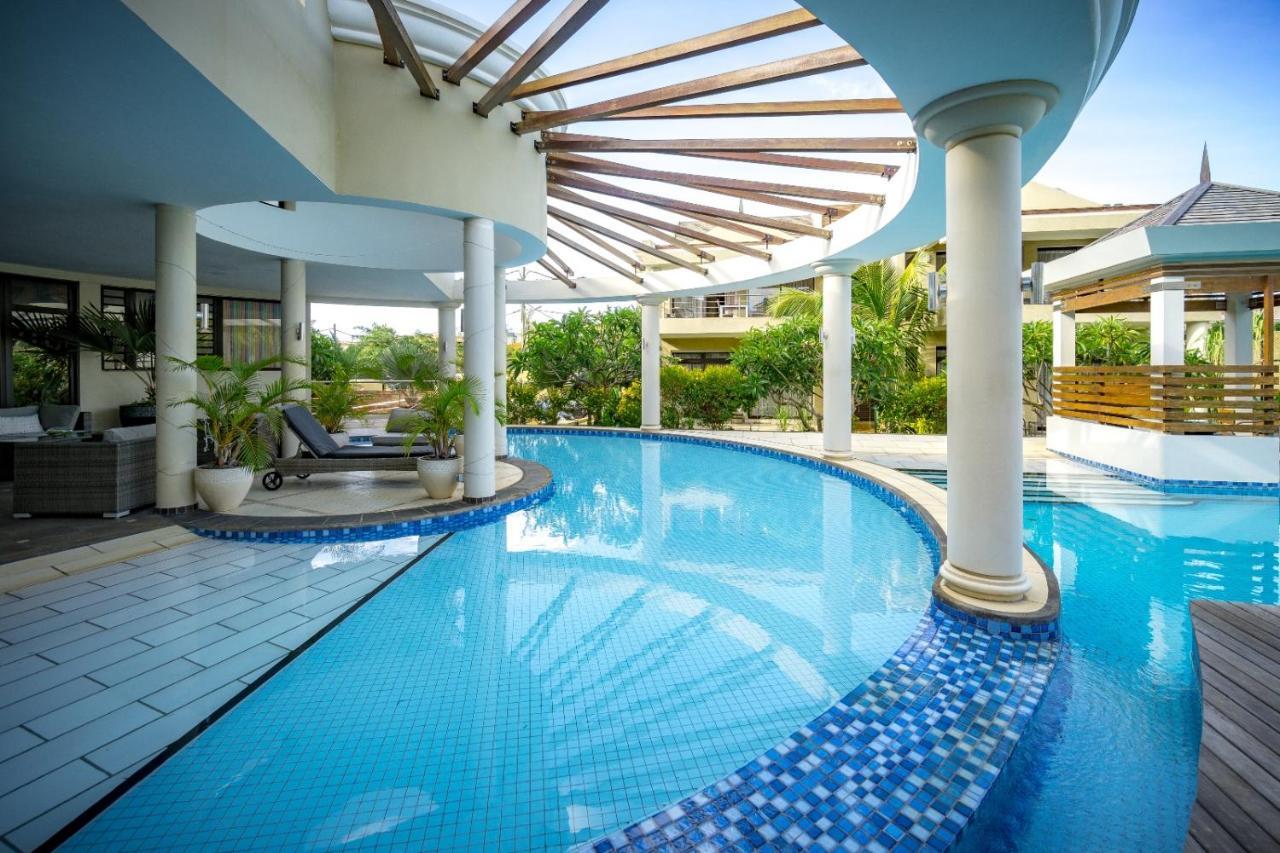 Villasun Luxury Apartments & Villas Flic en Flac Bagian luar foto